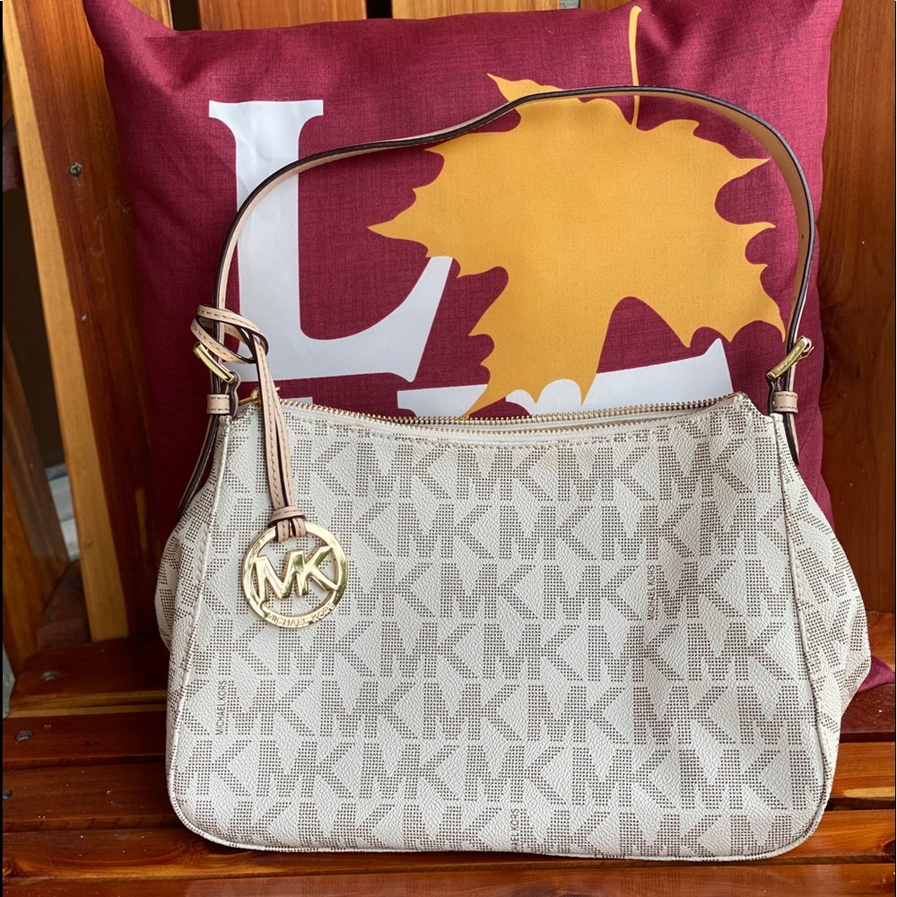 Michael Kors Jet Set Signature Small Shoulder Bag